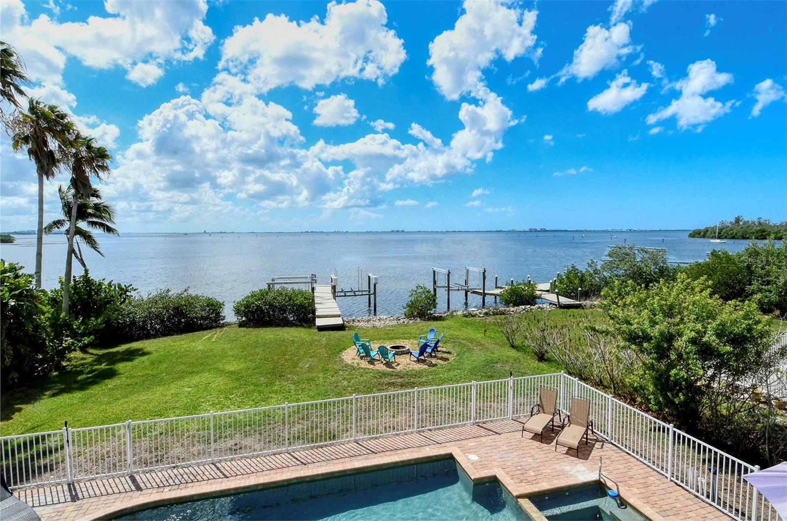 NOT IN A SUBDIVISION - Residential