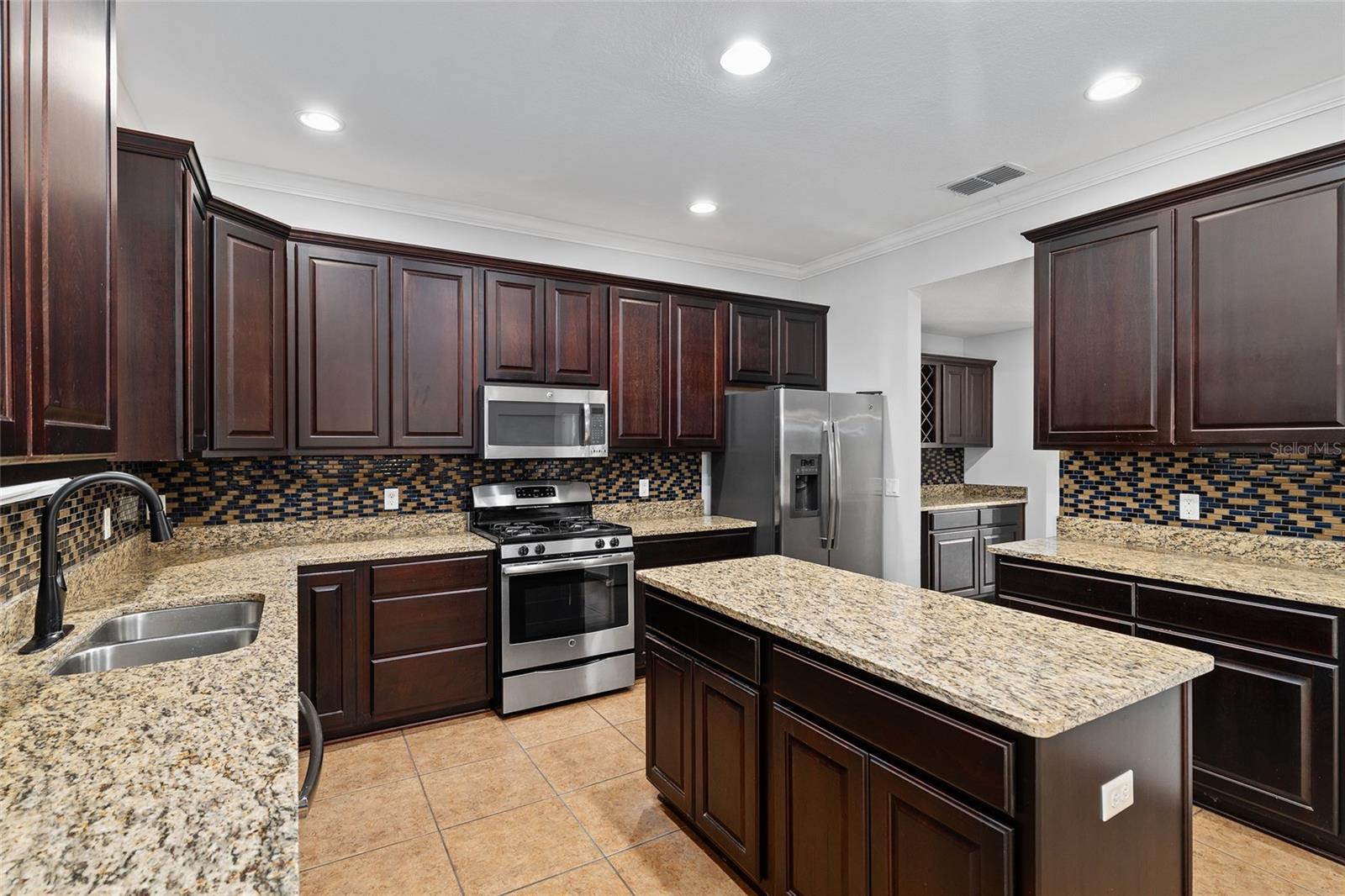 NEWBERRY OAKS PH 8 - Residential