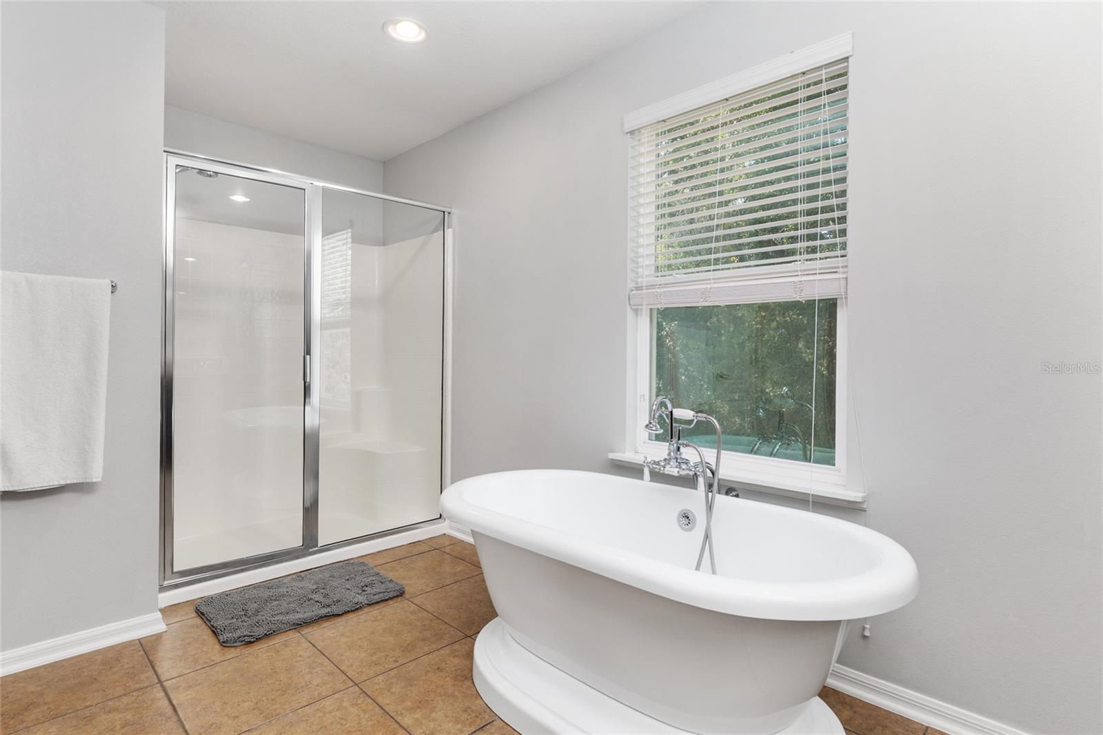 NEWBERRY OAKS PH 8 - Residential