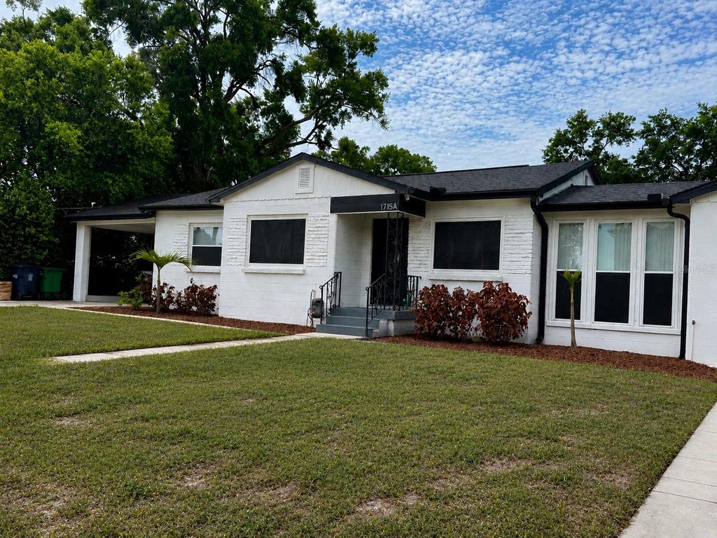 Photo of 1715 W Grace Street, Tampa, FL 33607 (MLS # TB8519208)