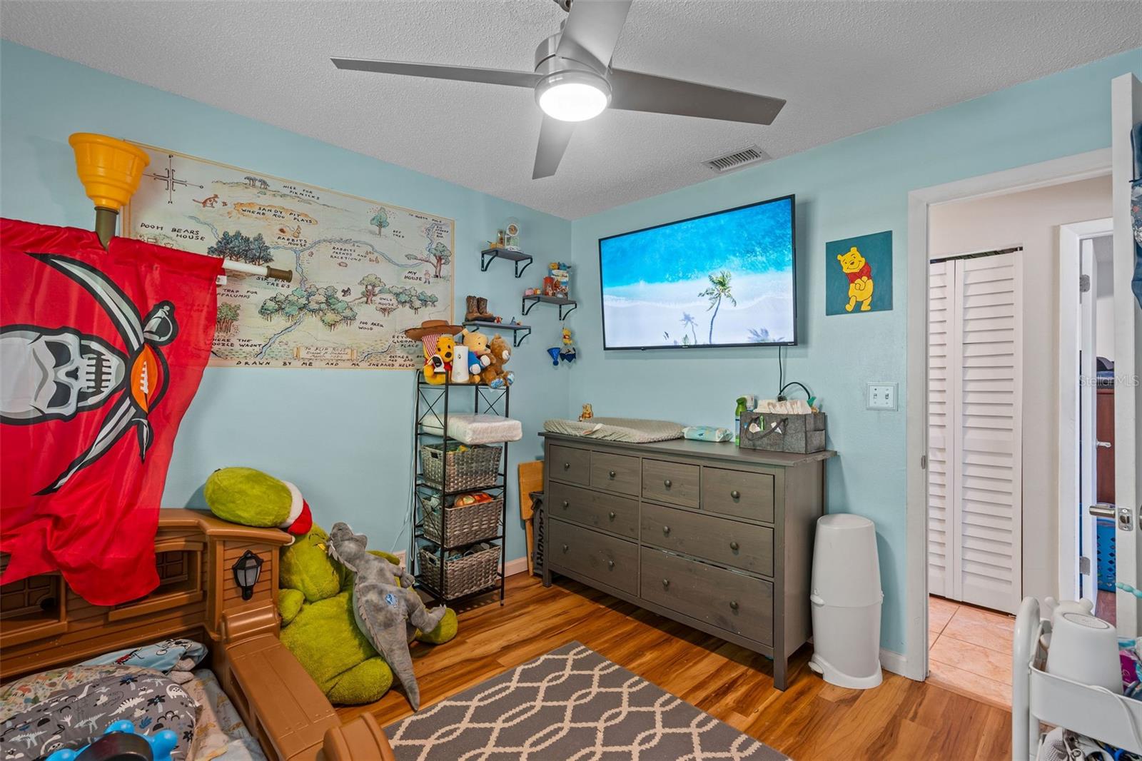 OAK VIEW MANOR - Residential