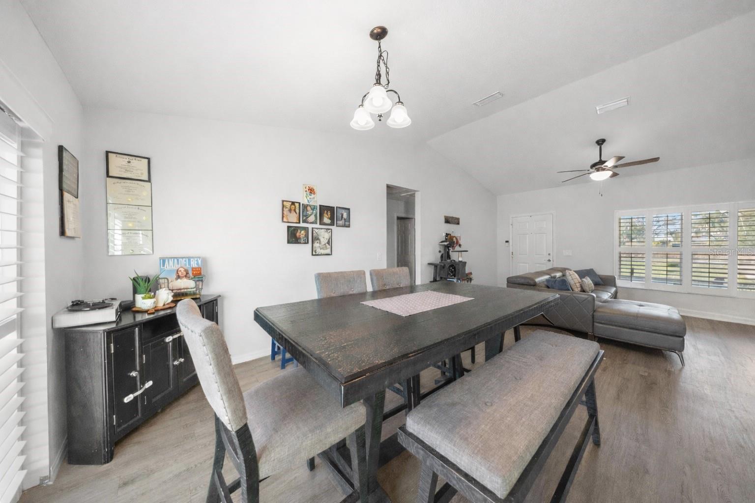 ROLLING RANCH ESTATE - Residential