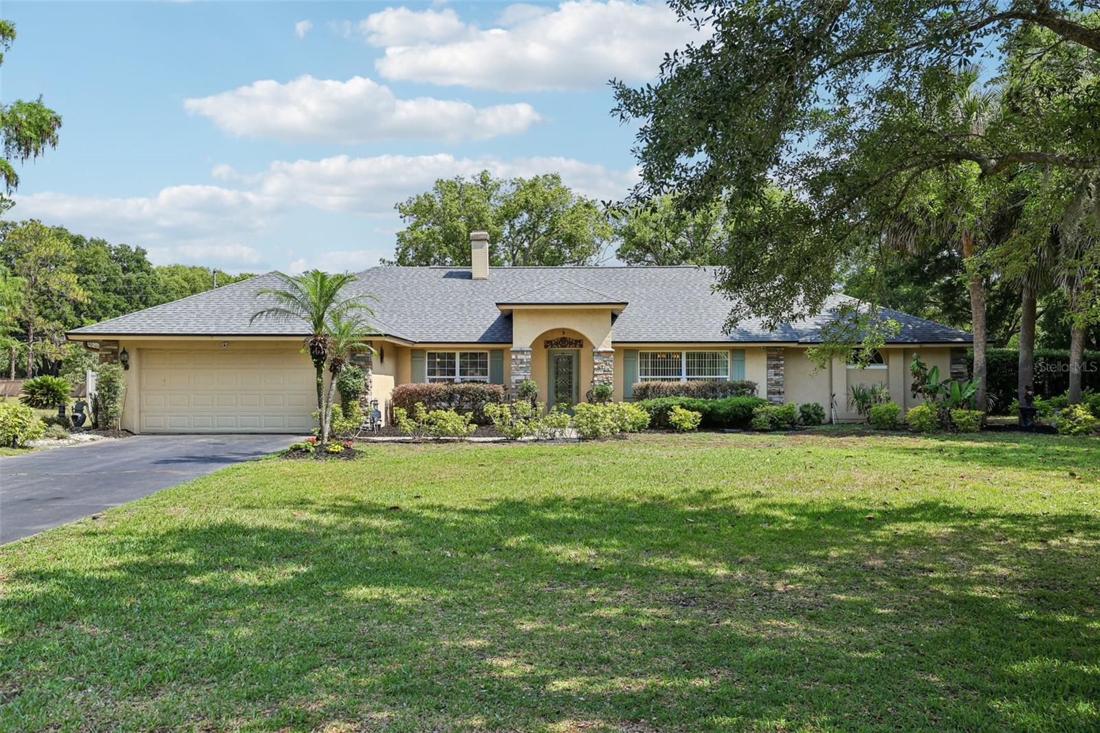 7779 LAKE ANDREA CIRCLE