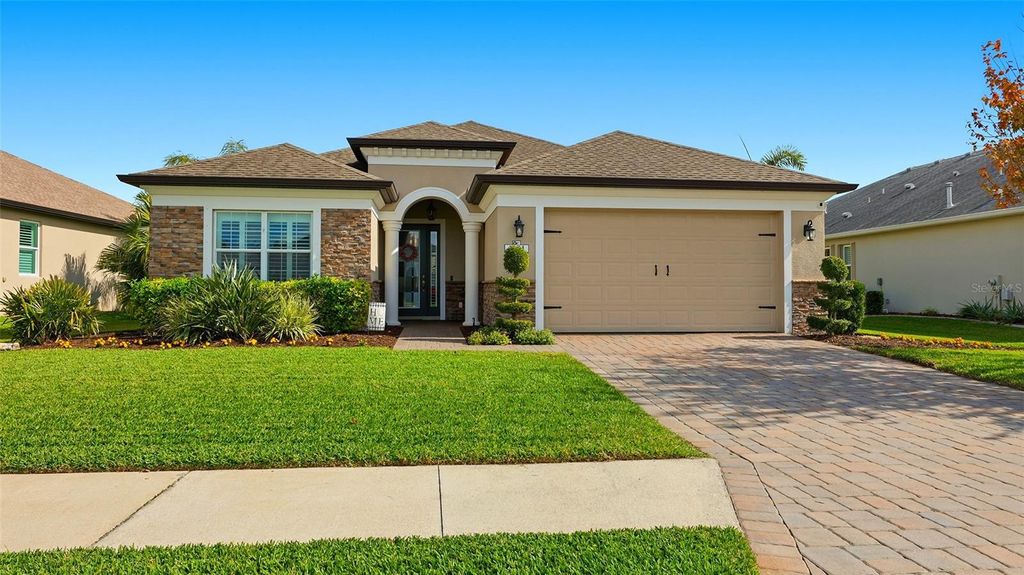 Photo of 1011 Calico Glen, Bradenton, FL 34212 (MLS # A4678853)