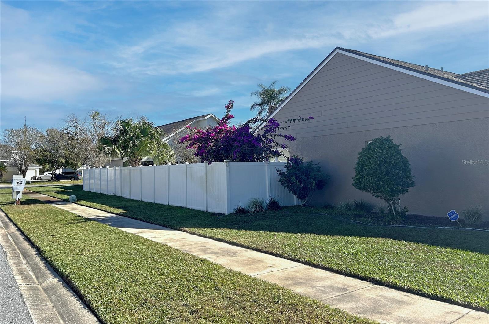 553 WHITTINGHAM PLACE