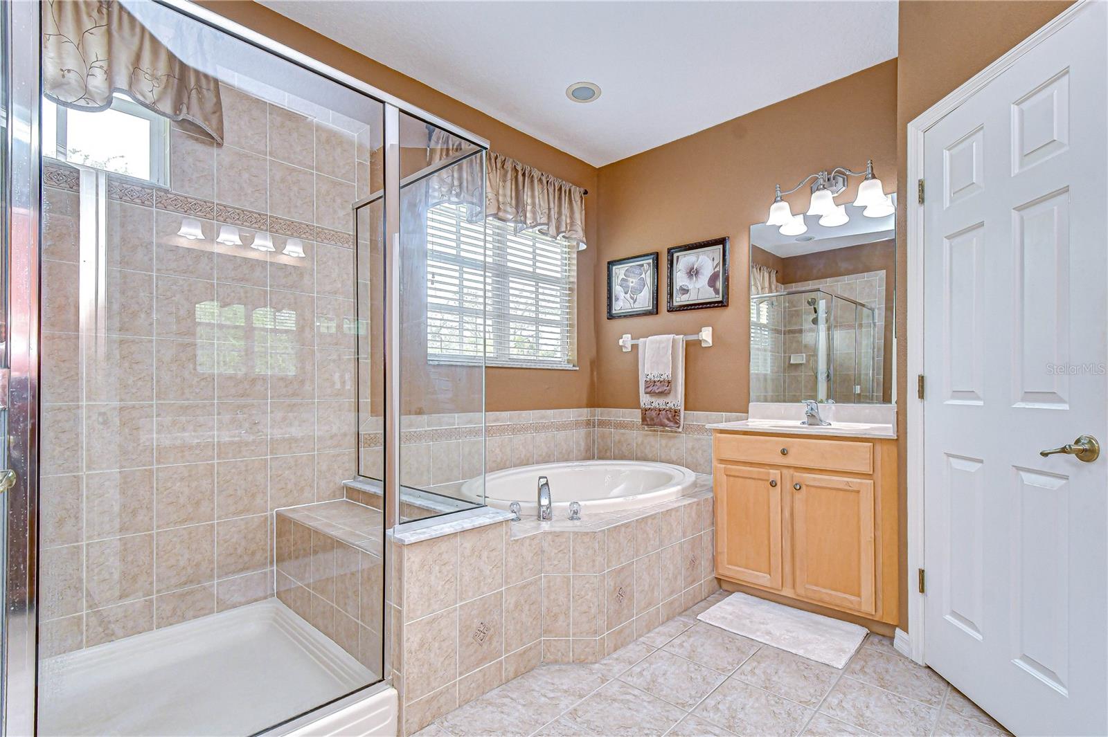 PROVENCE TWNHMS AT WATERCH - Residential