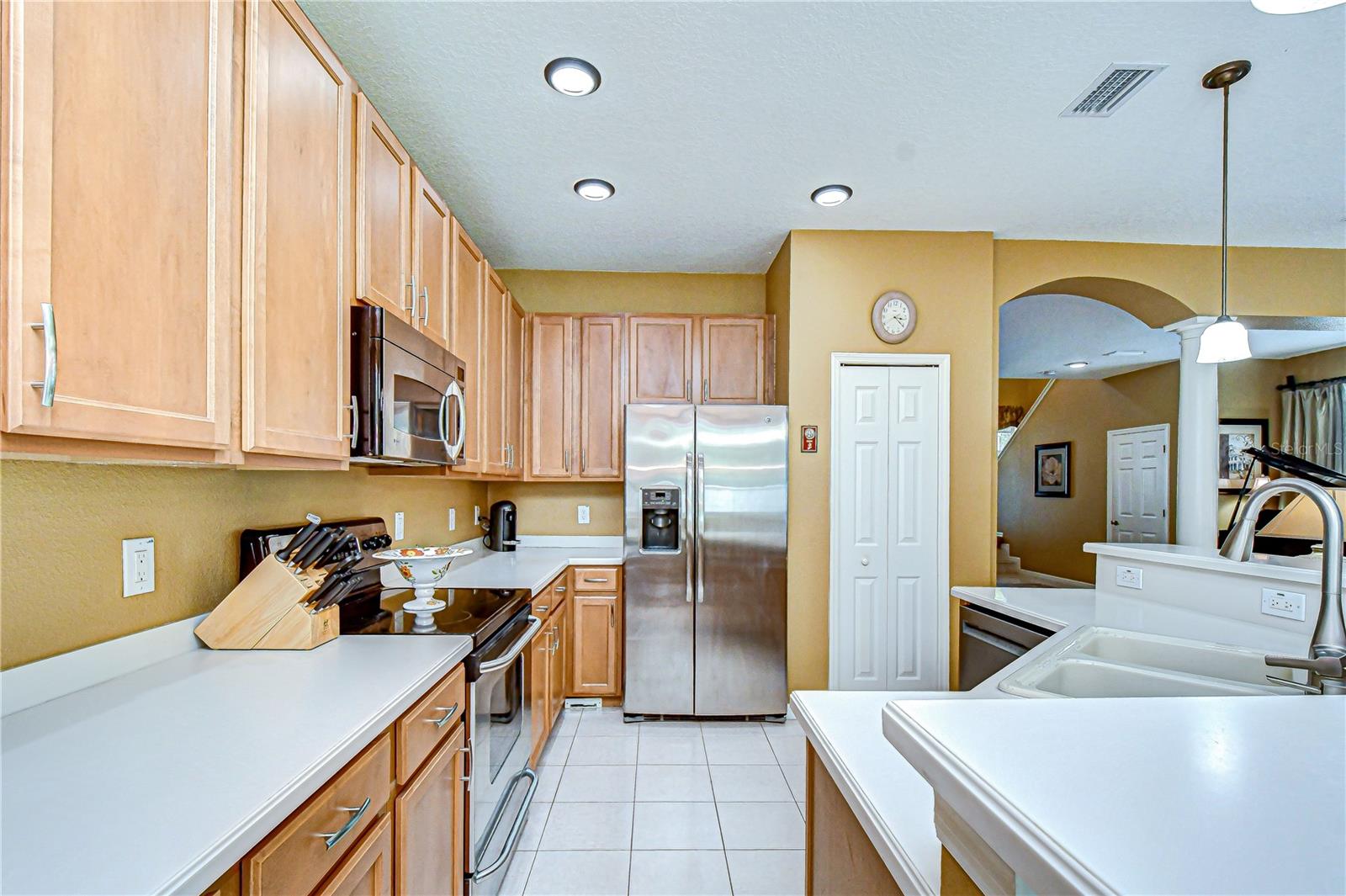 PROVENCE TWNHMS AT WATERCH - Residential