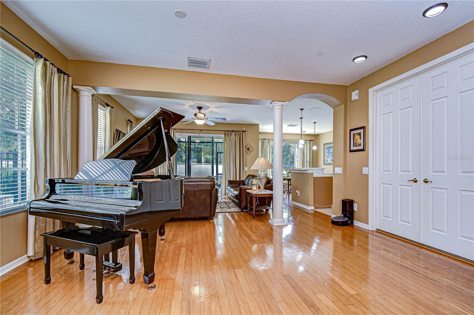 PROVENCE TWNHMS AT WATERCH - Residential