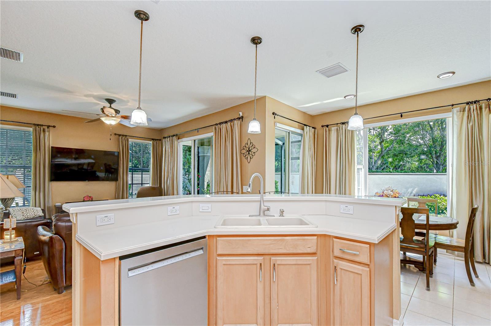 PROVENCE TWNHMS AT WATERCH - Residential