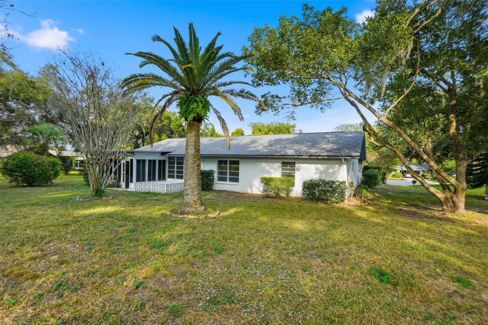 SAN CLEMENTE VILLAGE - Residential Lease