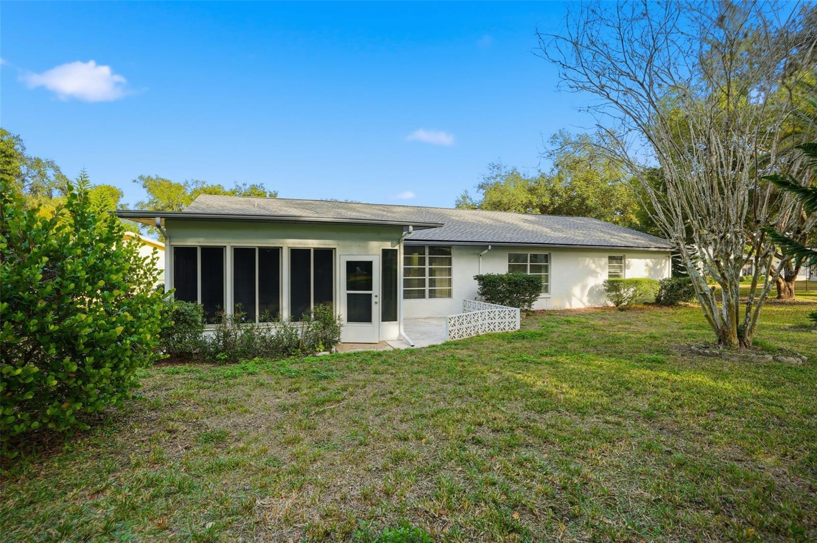 SAN CLEMENTE VILLAGE - Residential Lease