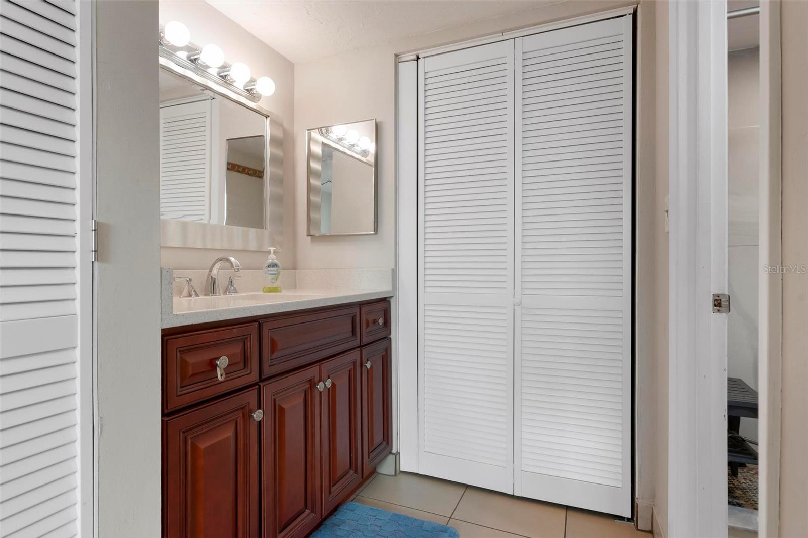 RAINTREE - Residential