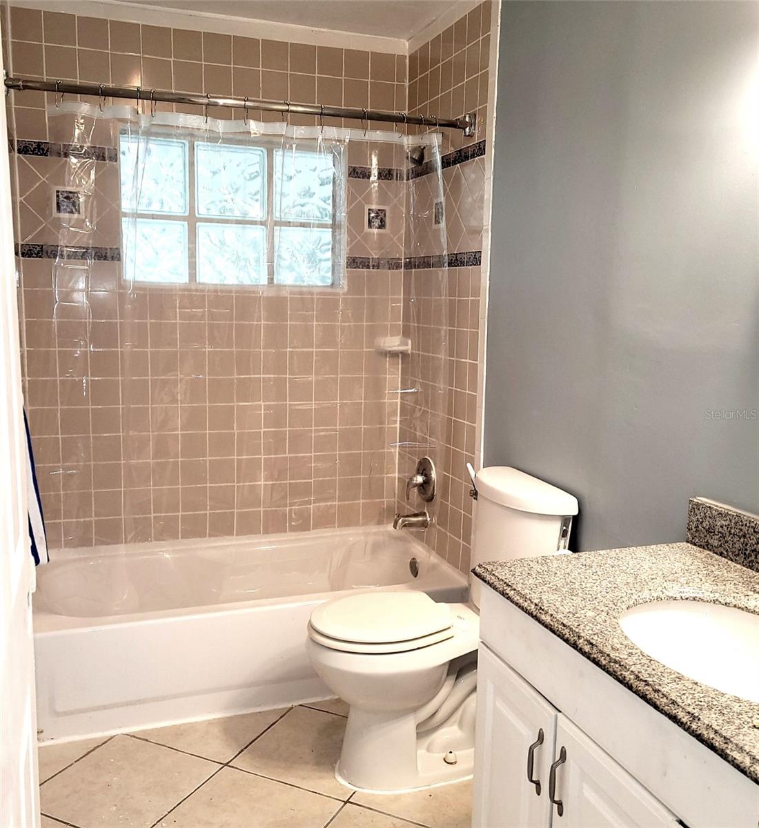 PLANTATION HILLS - Residential