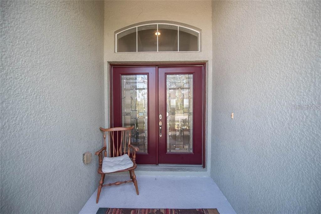 1742 MIRA LAGO CIRCLE