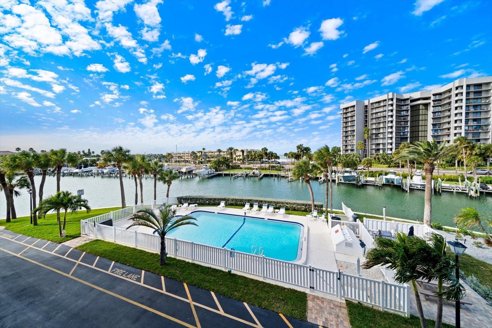 HARBORAGE CONDO BELLEAIR BEACH - Residential
