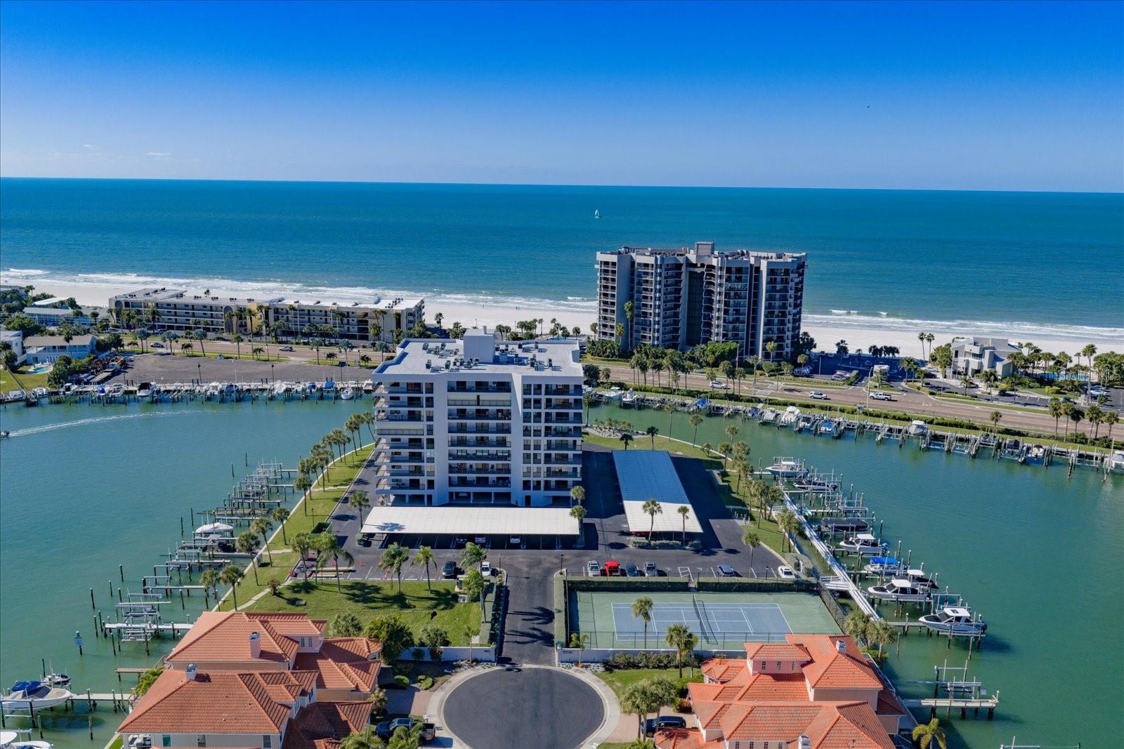 HARBORAGE CONDO BELLEAIR BEACH - Residential