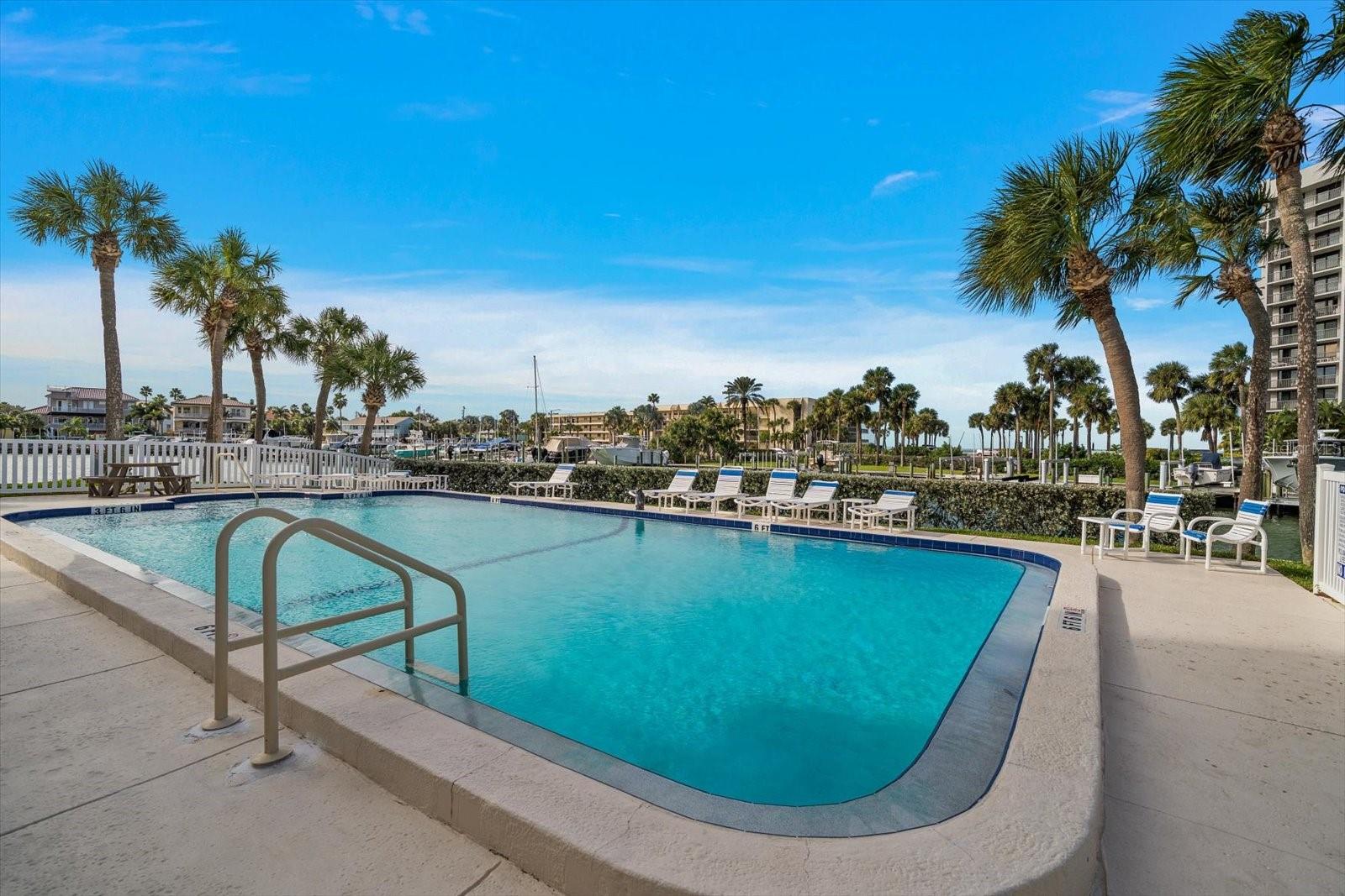 HARBORAGE CONDO BELLEAIR BEACH - Residential