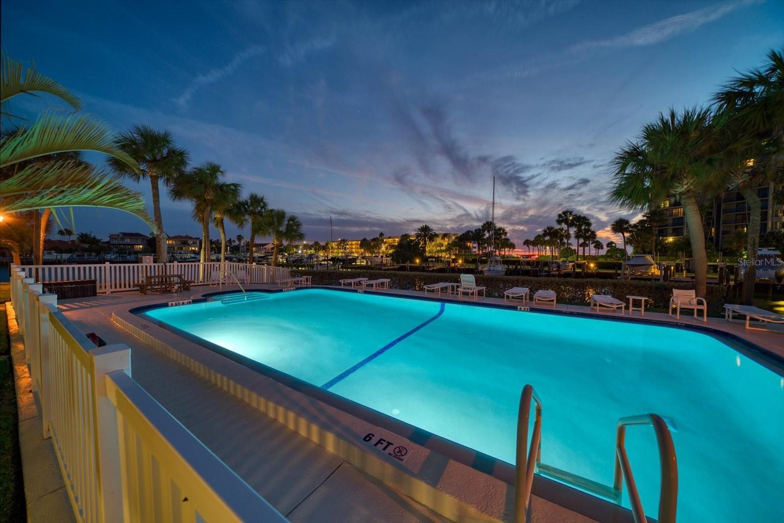 HARBORAGE CONDO BELLEAIR BEACH - Residential