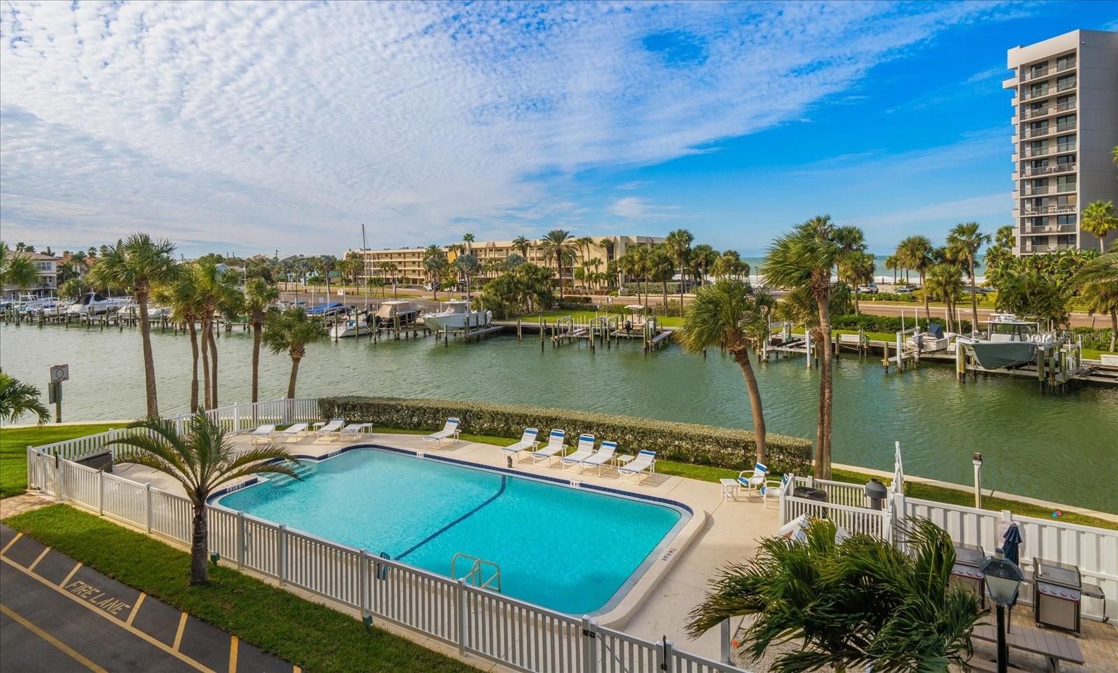 HARBORAGE CONDO BELLEAIR BEACH - Residential