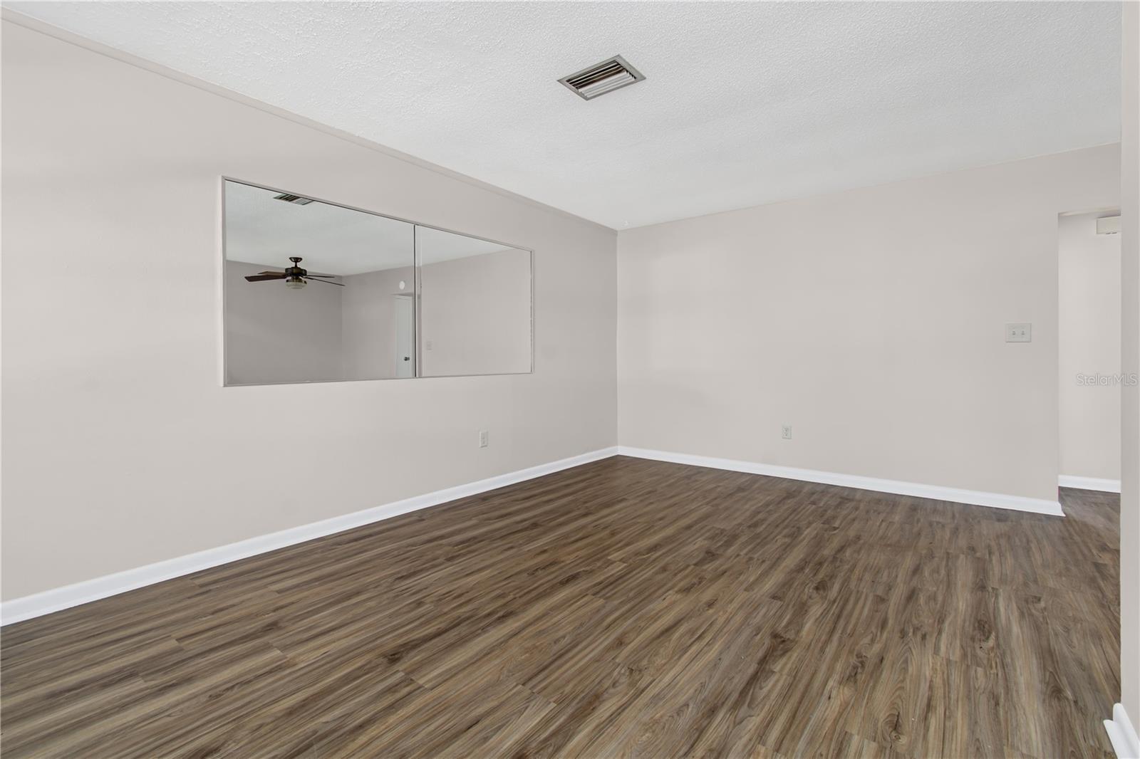 AIRY ACRES 3 - Residential Lease