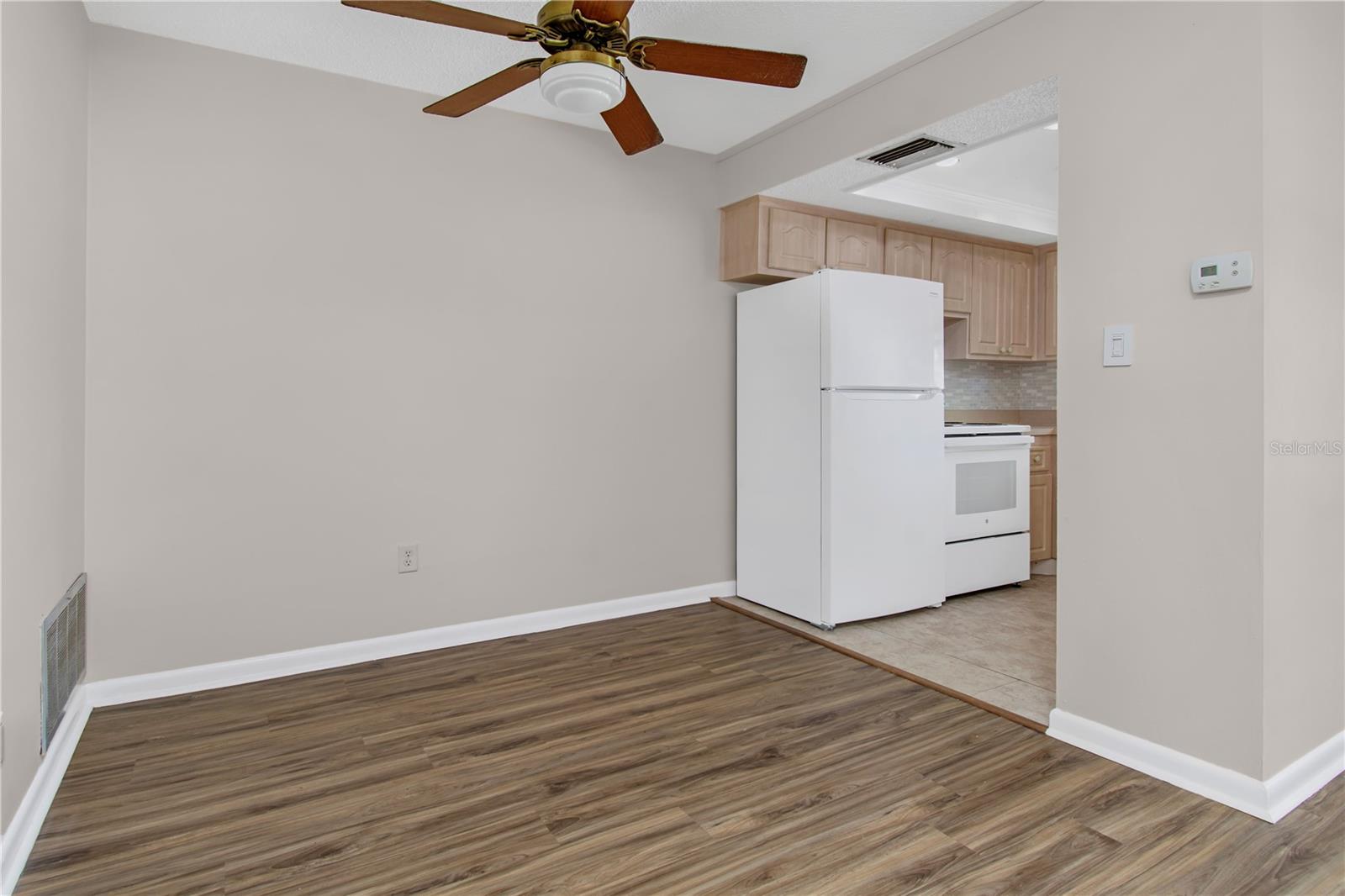 AIRY ACRES 3 - Residential Lease