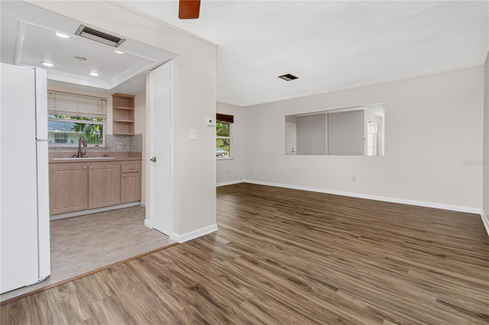 AIRY ACRES 3 - Residential Lease