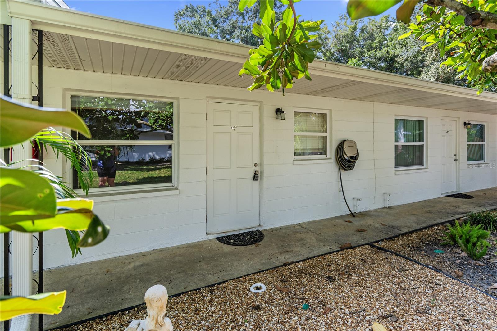 ANNUAL RENTAL - Neat and clean one bedroom, one bath apartment in a centrally located residential neighborhood surrounded by large trees and a nice courtyard. Ground level unit, wood floors throughout, and plenty of parking make this easy living. Very well maintained block construction building in an X flood zone. Close to retail shopping and numerous restaurants. Sewer, water, trash, and lawn care are included in the rent. All other utilities are the tenant's responsibility. Application fee of $65/person over the age of 18 is required. Upon approval, a $100 tenant processing fee, $1,300 security deposit, and first month’s rent is due. Short term rentals (6 months or shorter) will incur a 13% sales & tourism tax. Tenant insurance and liability coverage is required for all properties and costs $45/month.