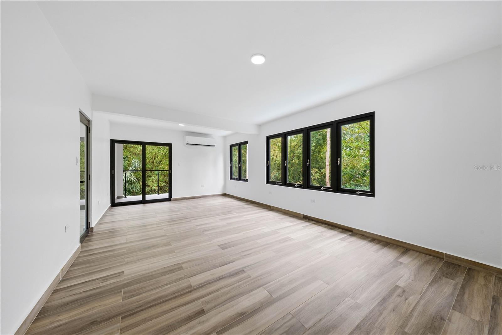 SAN IGNACIO - Residential