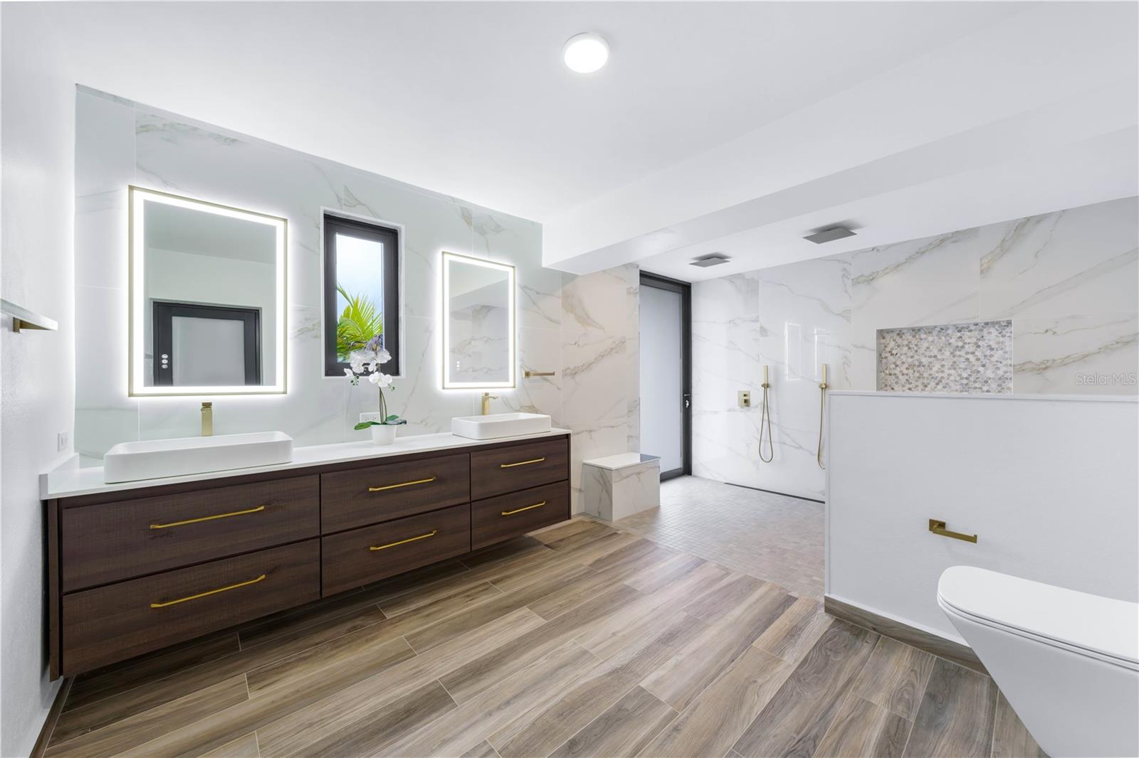 SAN IGNACIO - Residential