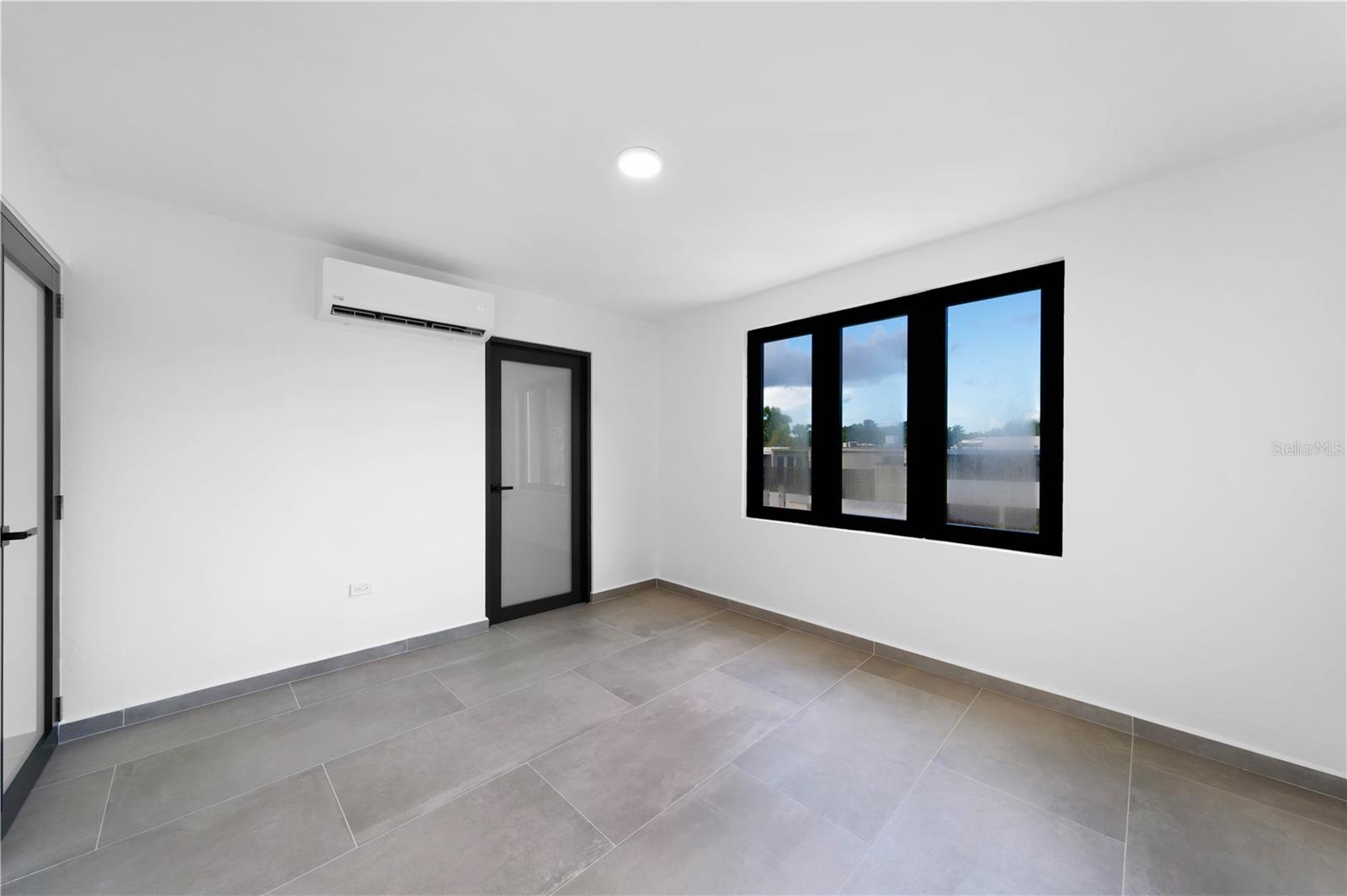 SAN IGNACIO - Residential