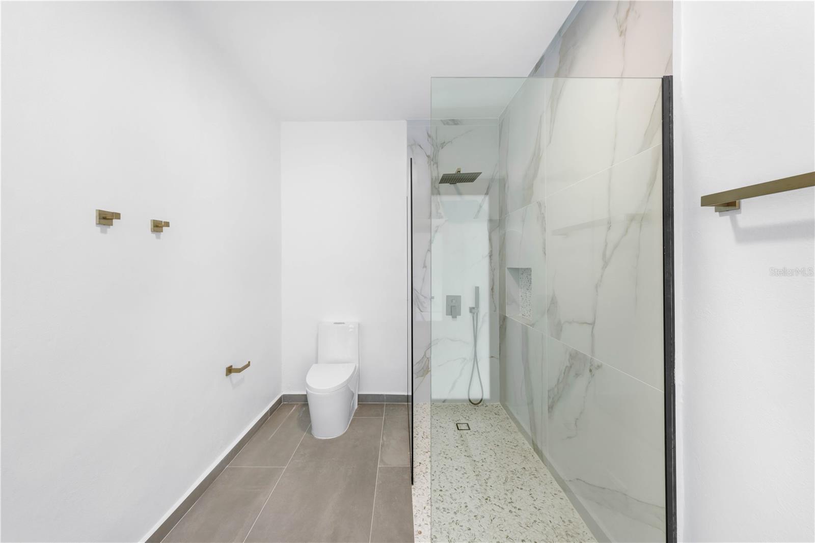 SAN IGNACIO - Residential