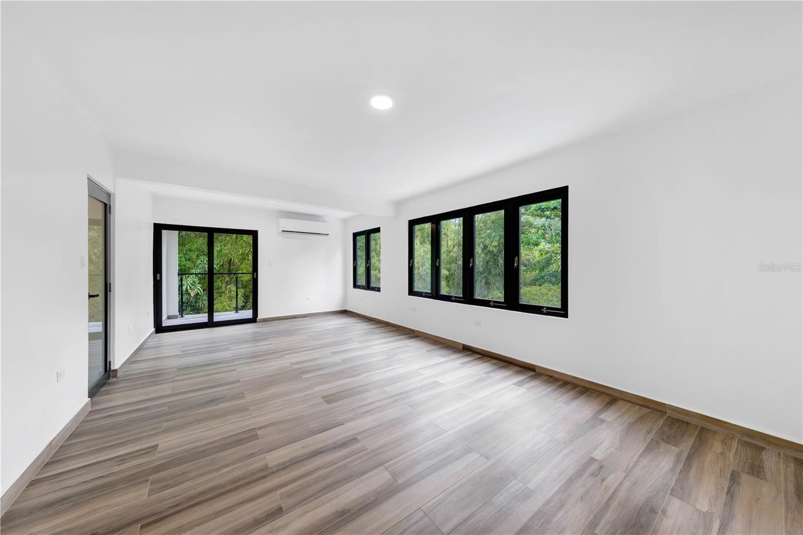 SAN IGNACIO - Residential