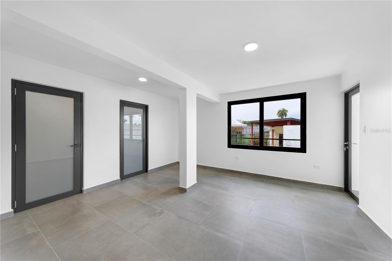 SAN IGNACIO - Residential