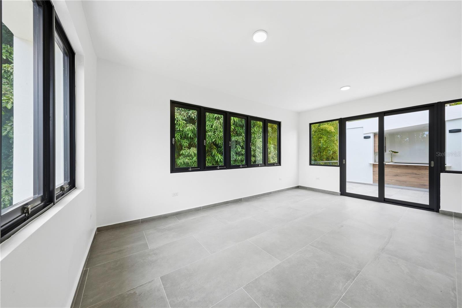 SAN IGNACIO - Residential