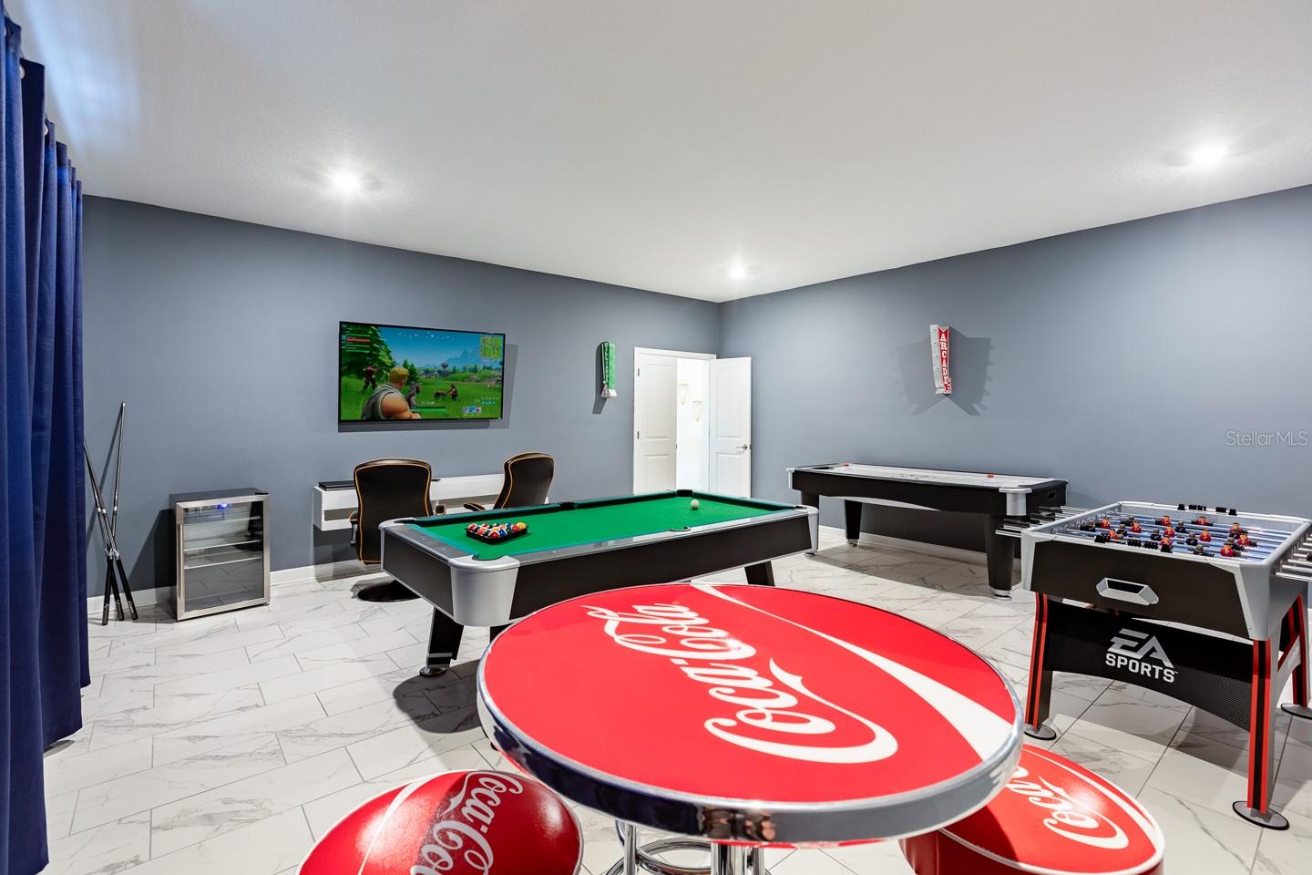 STOREY LAKE PH 3 - Residential