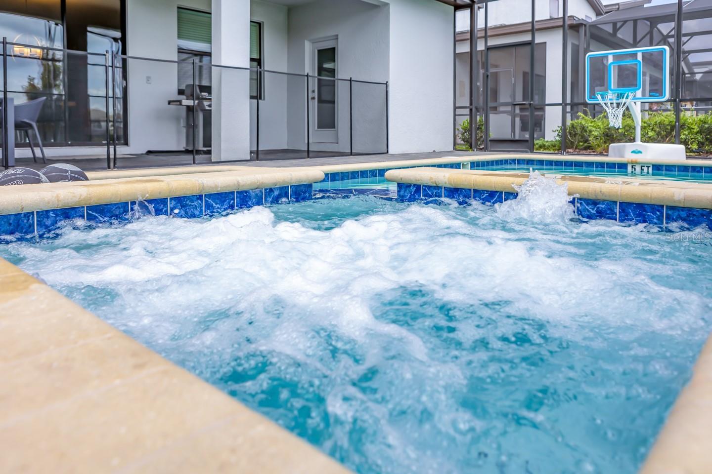 STOREY LAKE PH 3 - Residential