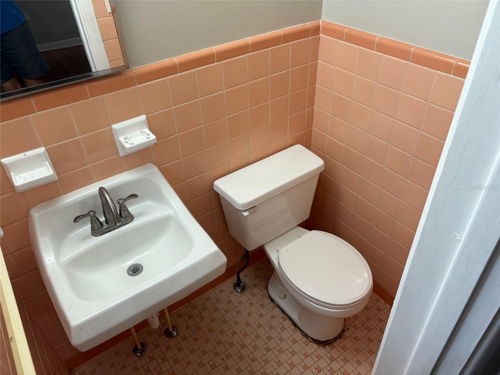 WOODLAND TERRACE - Residential Lease