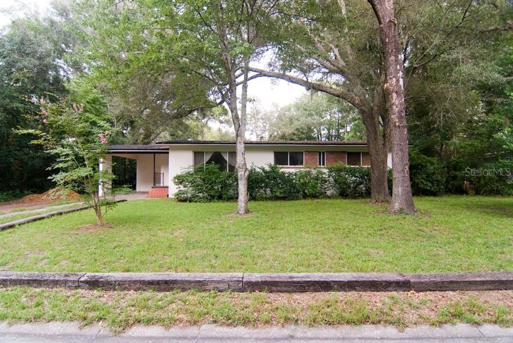 Photo of 401 NW 36th Street, Gainesville, FL 32607 (MLS # O6359816)
