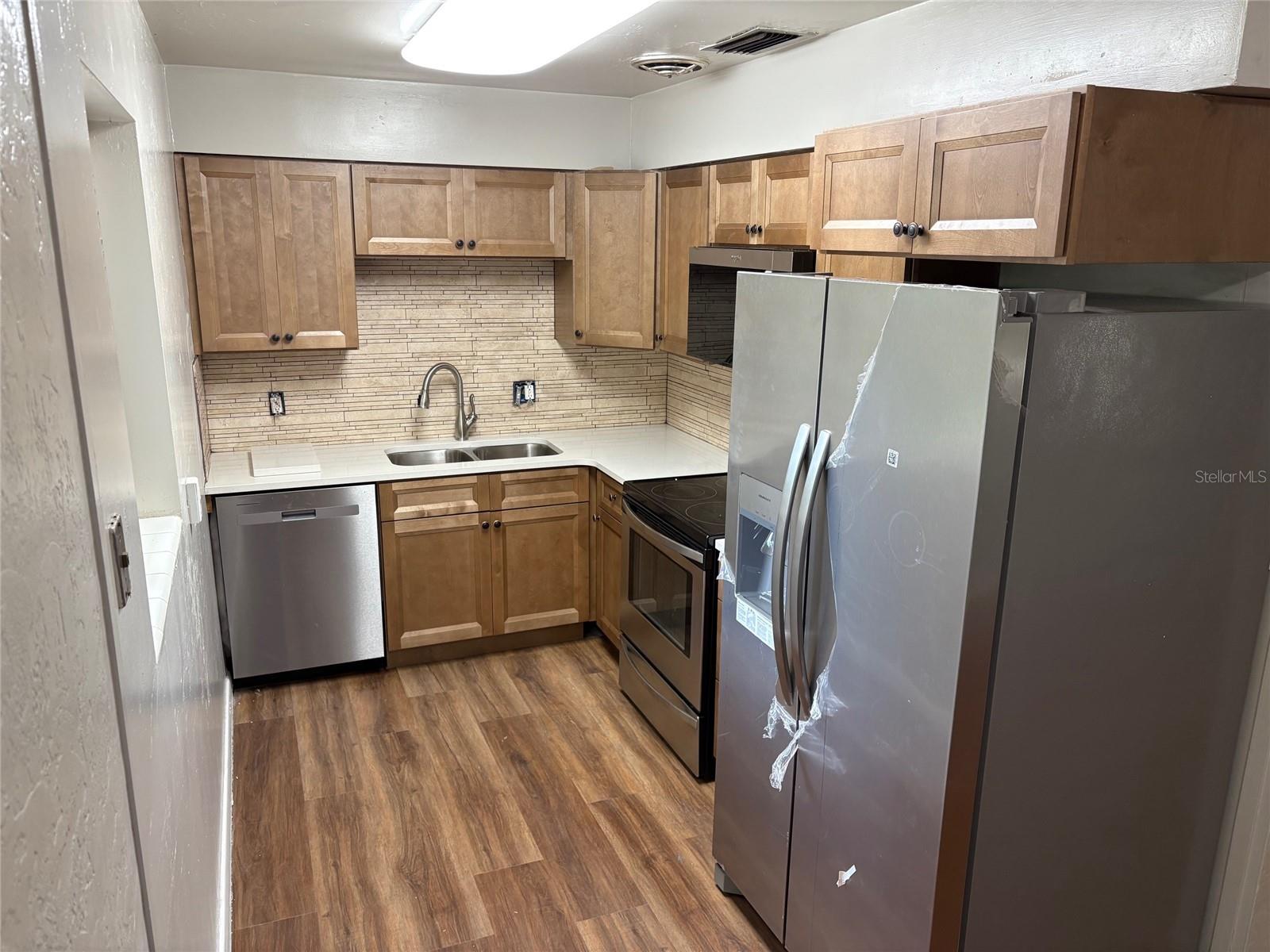 WOODLAND TERRACE - Residential Lease