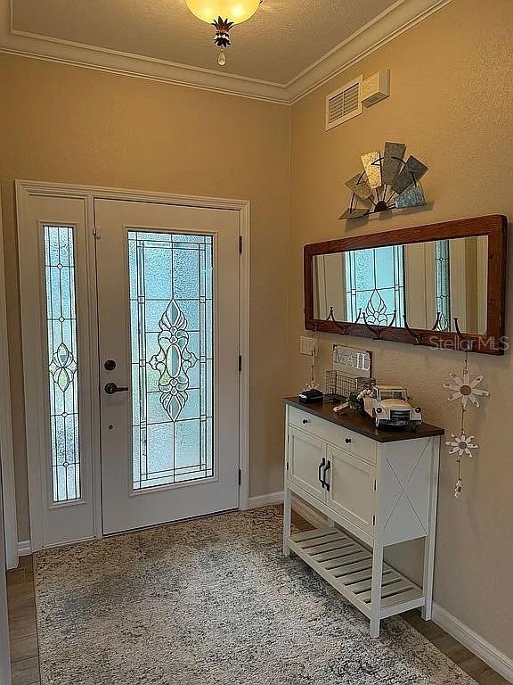 117 ROSEWOOD DRIVE N