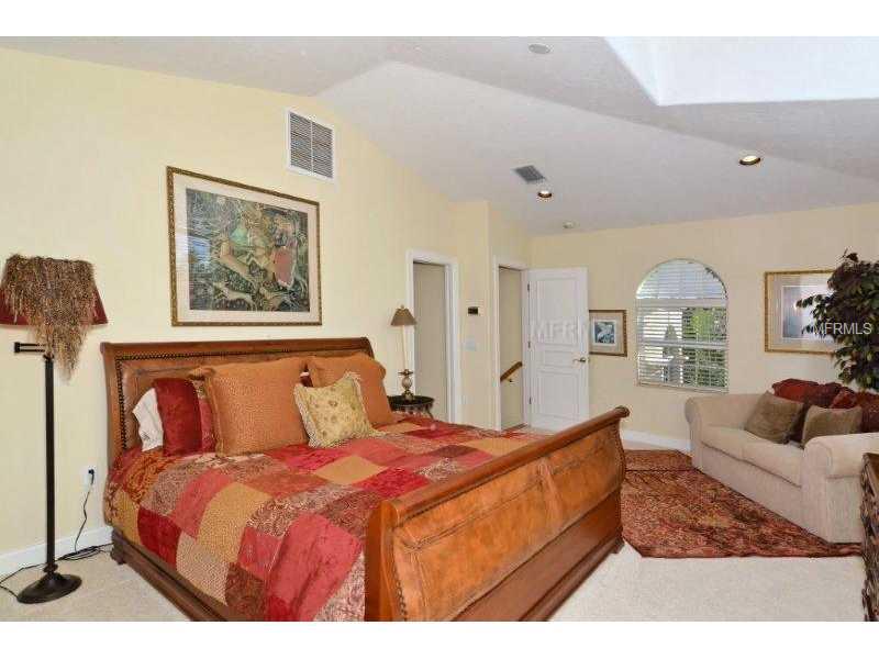 QUEENS HARBOUR - Residential