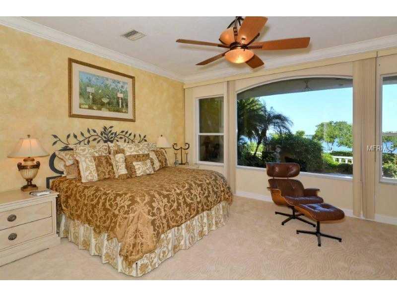 QUEENS HARBOUR - Residential