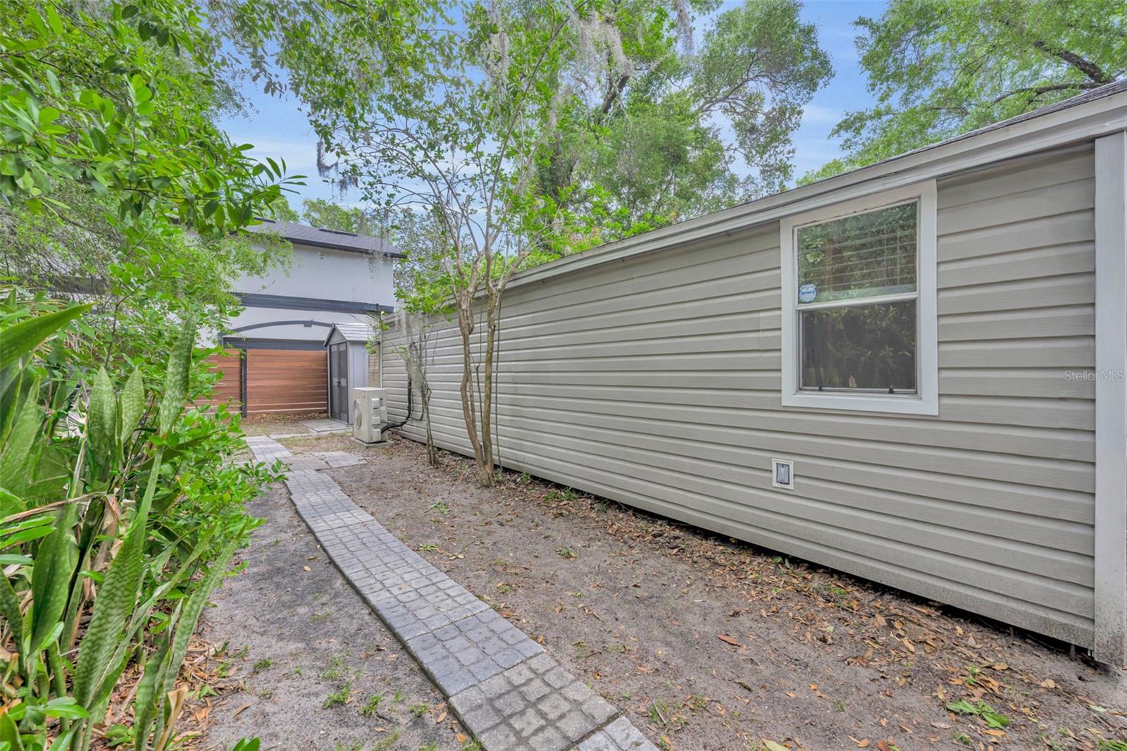 CHARMONT - Residential