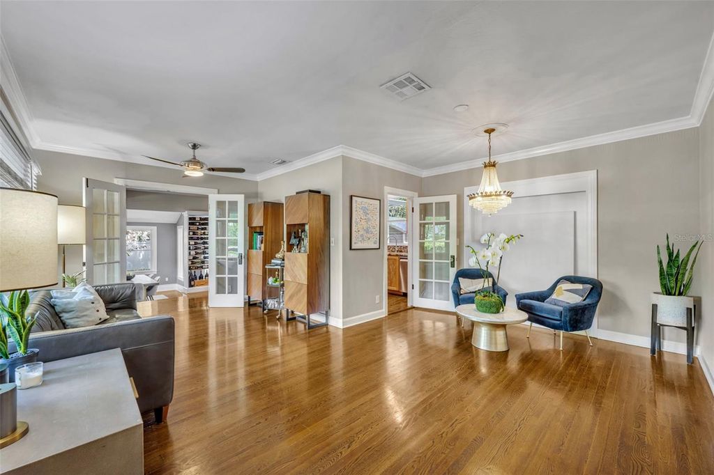 Photo of 1960 Winter Park Road, Winter Park, FL 32789 (MLS # O6406091)