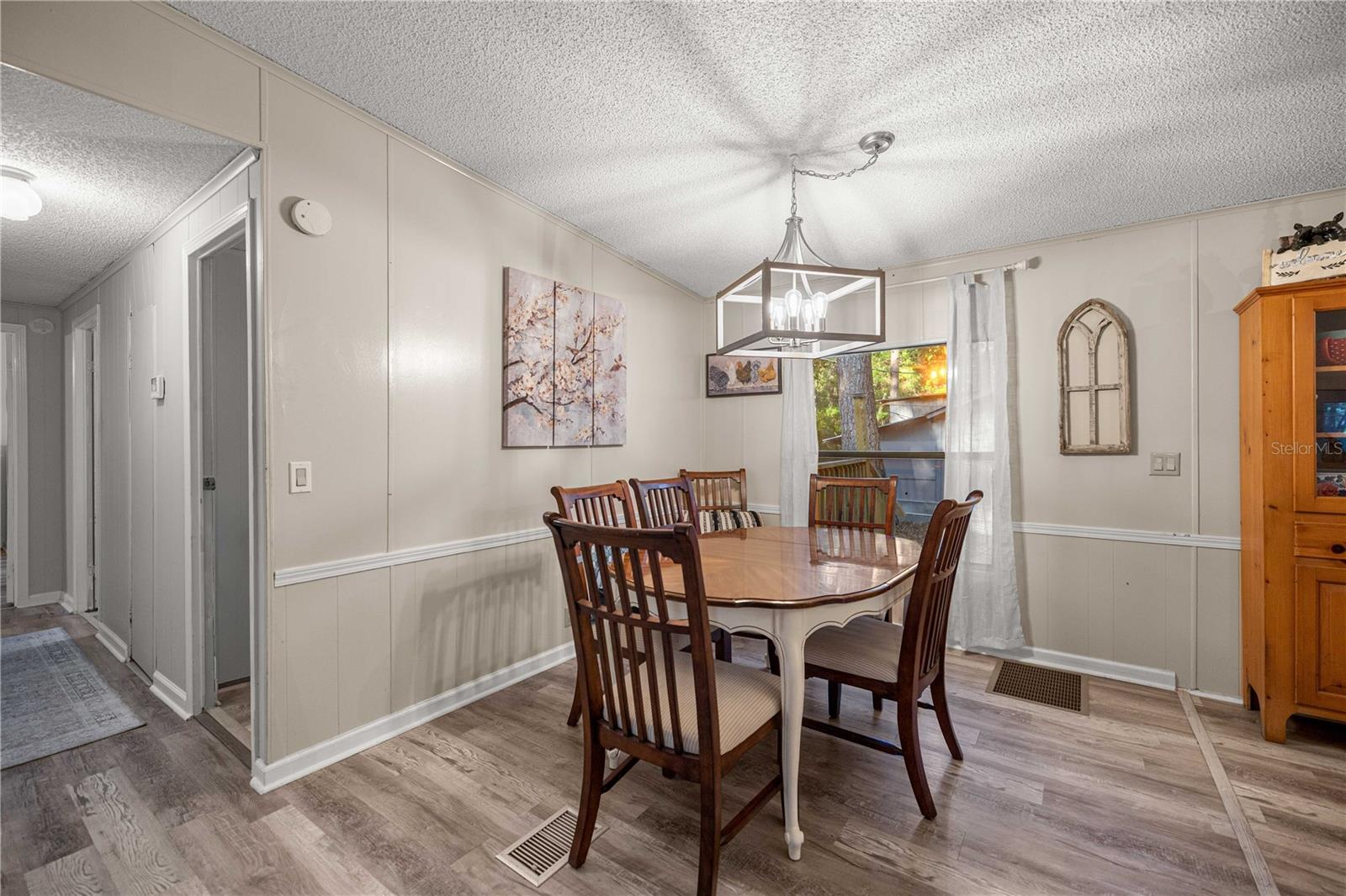 RALEIGH OAKS - Residential