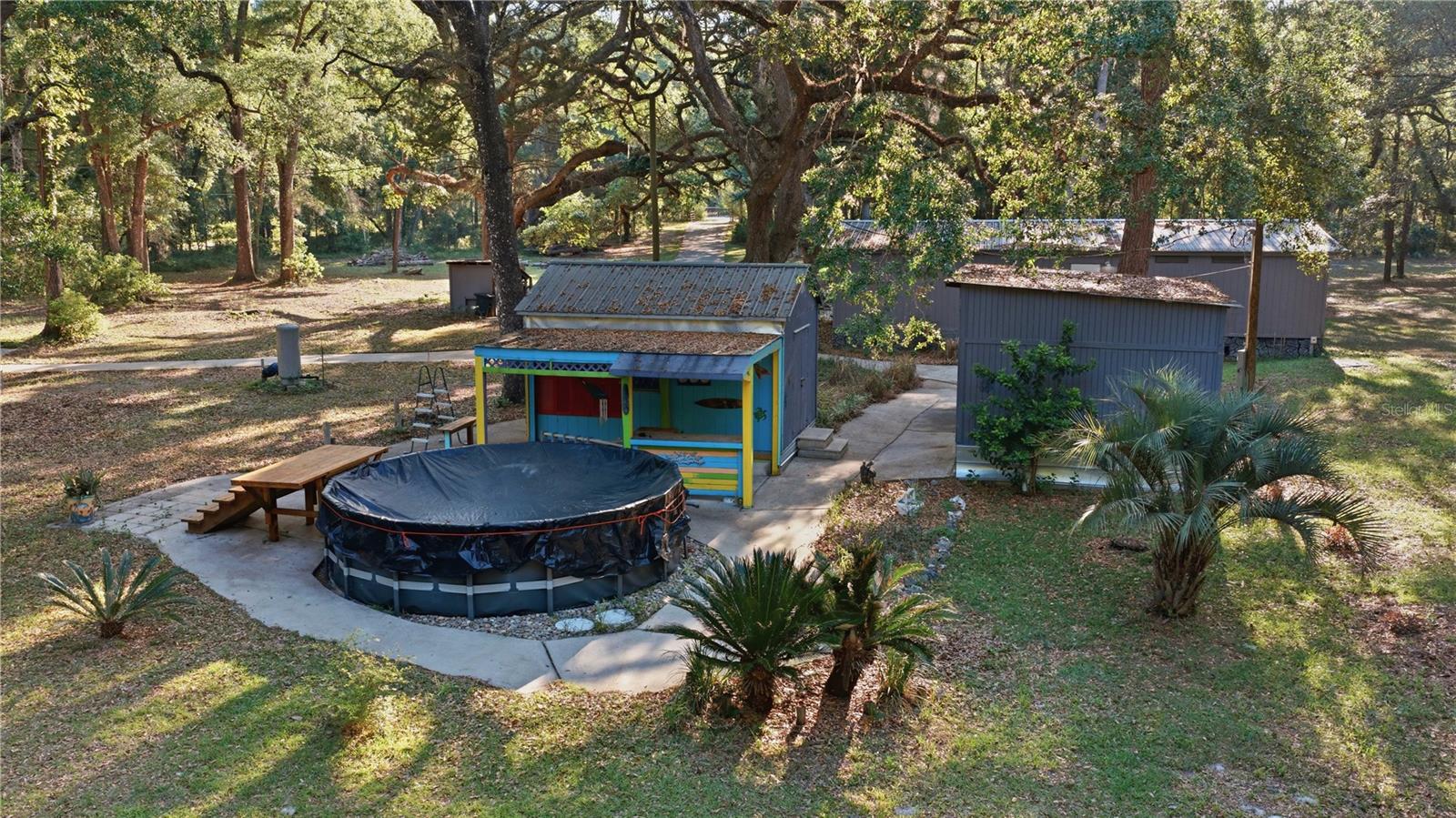 RALEIGH OAKS - Residential
