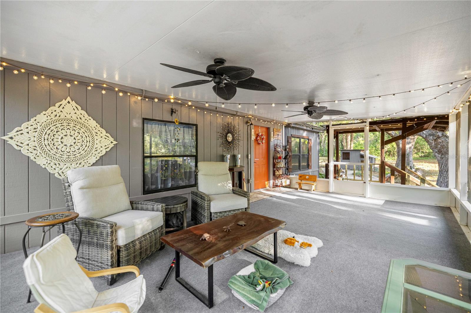 RALEIGH OAKS - Residential