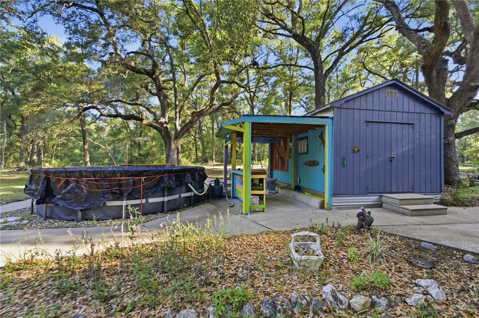RALEIGH OAKS - Residential
