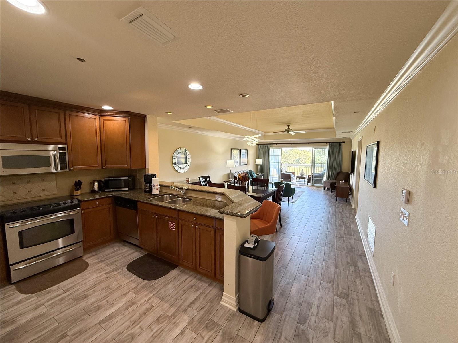 VILLAS AT REUNION SQUARE PH 2 CONDO - Residential Lease