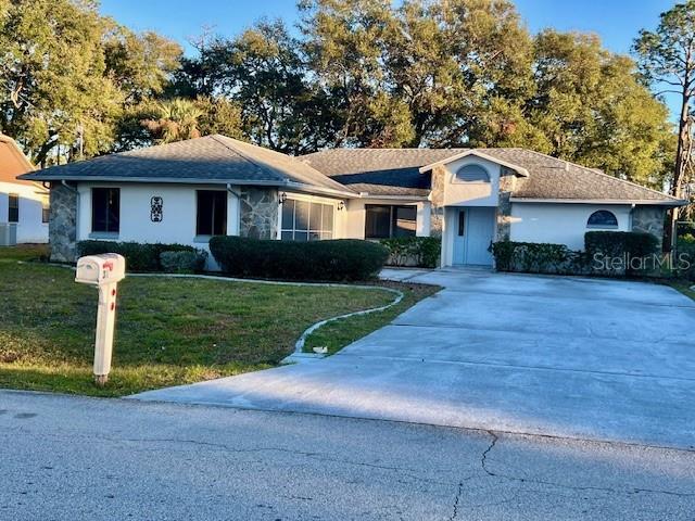 32 BOULDER ROCK DRIVE
